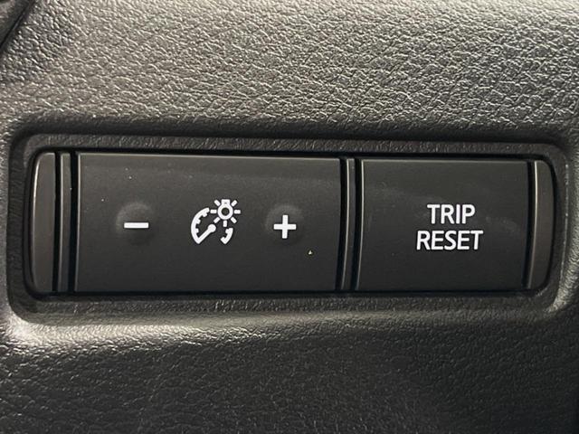 オーラ Ｇ　純正９型ナビ　全周囲カメラ　ＢＯＳＥサウンド　プロパイロット　衝突被害軽減システム　レーダークルーズ　禁煙車　シートヒーター　コーナーセンサ　ＬＥＤヘッド　ＥＴＣ２．０　純正１７インチアルミ　ドラレコ（42枚目）