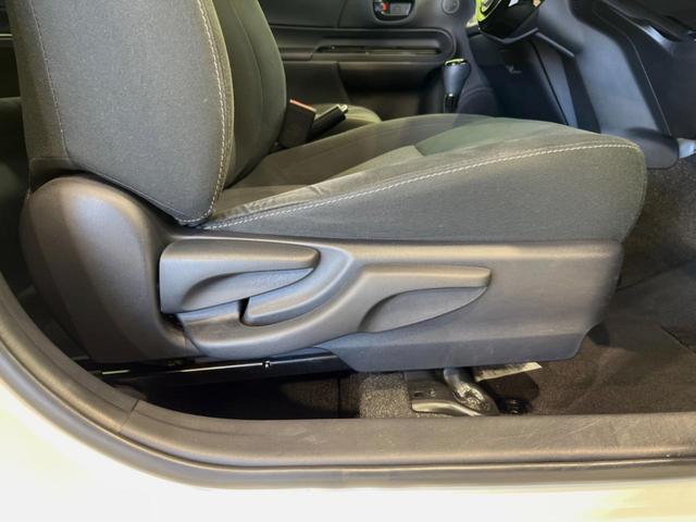 アクア Ｓスタイルブラック　純正９型ナビ　バックカメラ　衝突被害軽減システム　禁煙車　コーナーセンサー　スマートキー　ＬＥＤヘッド　ビルトインＥＴＣ　オートハイビーム　オートライト　オートエアコン　Ｂｌｕｅｔｏｏｔｈ　ドラレコ（38枚目）