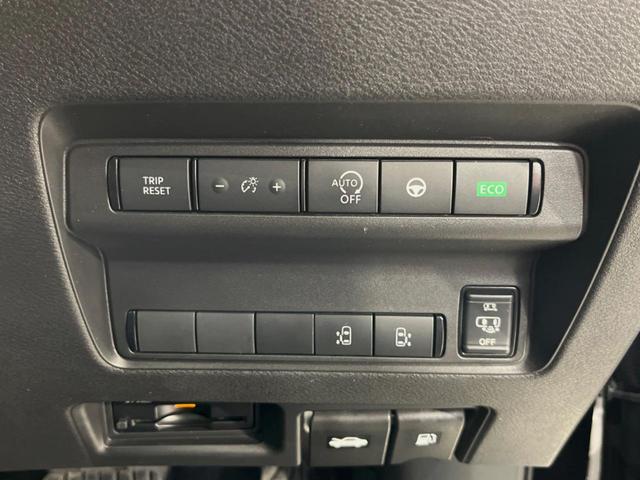 セレナ ハイウェイスターＶ　メーカー１２．３型ナビ　全周囲カメラ　後席モニター　両側電動ドア　衝突被害軽減システム　レーダークルーズ　禁煙車　ハーフレザーシート　コーナーセンサー　スマートキー　ＬＥＤヘッド　ＥＴＣ２．０（7枚目）