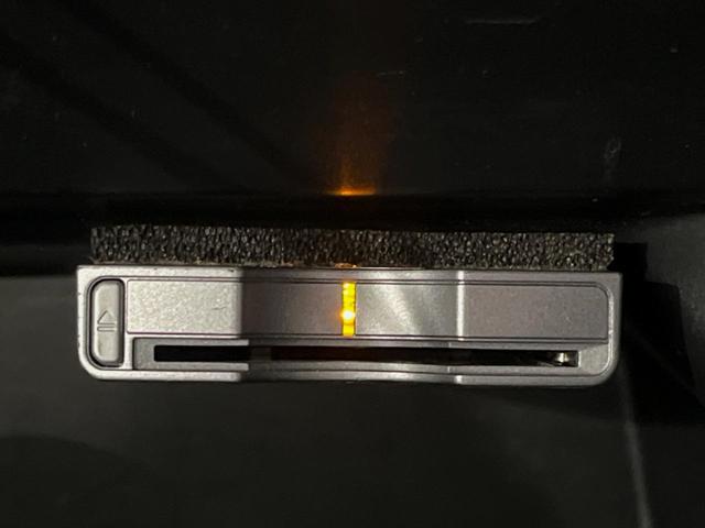 Ｎ－ＢＯＸ Ｇ　ＳＳパッケージ　ディスプレイオーディオ　バックカメラ　両側電動ドア　衝突被害軽減システム　禁煙車　スマートキー　ＨＩＤヘッド　ＥＴＣ　純正１４インチアルミ　オートライト　オートエアコン　シートヒーター（30枚目）