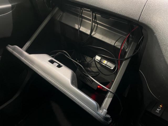 Ｎ－ＢＯＸ Ｇ　ＳＳパッケージ　ディスプレイオーディオ　バックカメラ　両側電動ドア　衝突被害軽減システム　禁煙車　スマートキー　ＨＩＤヘッド　ＥＴＣ　純正１４インチアルミ　オートライト　オートエアコン　シートヒーター（33枚目）