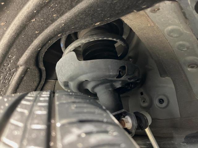 ヴォクシー S-Z 純正10型ナビ 後席モニター バックカメラ 両側電動ドア 衝突被害軽減装置 禁煙車 レーダークルーズ パワーバックドア ビルトインETC オートハイビーム シートヒーター デュアルオートエアコン(21枚目)