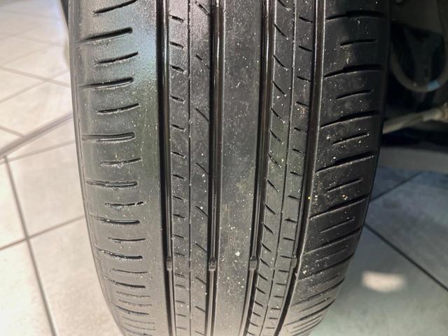 ヴォクシー S-Z 純正10型ナビ 後席モニター バックカメラ 両側電動ドア 衝突被害軽減装置 禁煙車 レーダークルーズ パワーバックドア ビルトインETC オートハイビーム シートヒーター デュアルオートエアコン(61枚目)