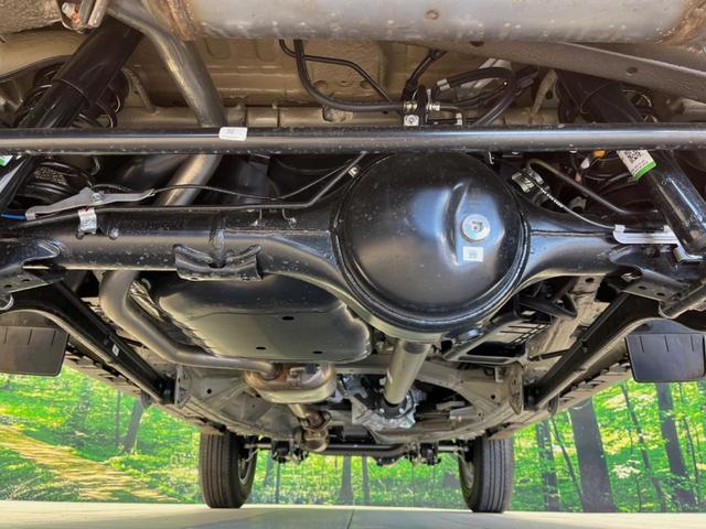 ジムニーノマド ＦＣ　登録済未使用車　衝突被害軽減システム　レーダークルーズ　スマートキー　ＬＥＤヘッド　純正１５インチアルミ　オートハイビーム　車線逸脱警報　オートライト　オートエアコン　シートヒーター　フォグライト（19枚目）