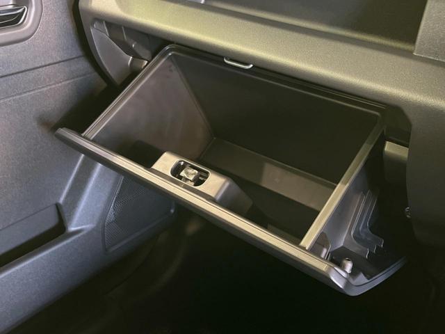 ジムニーノマド ＦＣ　登録済未使用車　衝突被害軽減システム　レーダークルーズ　スマートキー　ＬＥＤヘッド　純正１５インチアルミ　オートハイビーム　車線逸脱警報　オートライト　オートエアコン　シートヒーター　フォグライト（33枚目）