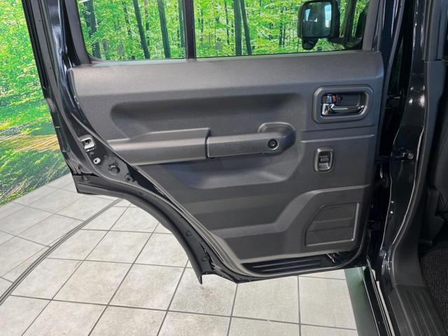 ジムニーノマド ＦＣ　登録済未使用車　衝突被害軽減システム　レーダークルーズ　スマートキー　ＬＥＤヘッド　純正１５インチアルミ　オートハイビーム　車線逸脱警報　オートライト　オートエアコン　シートヒーター　フォグライト（42枚目）