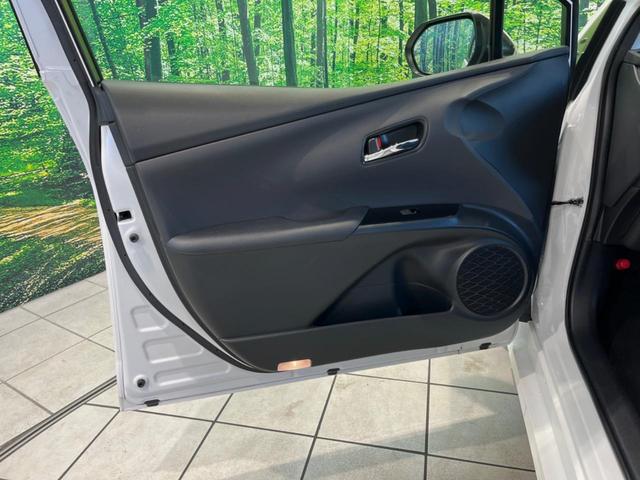 プリウス Ｓ　メモリーナビ　バックカメラ　衝突被害軽減システム　レーダークルーズ　禁煙車　スマートキー　ＬＥＤヘッド　ＥＴＣ　純正１５インチアルミ　オートハイビーム　車線逸脱警報　オートライト　ドラレコ（47枚目）