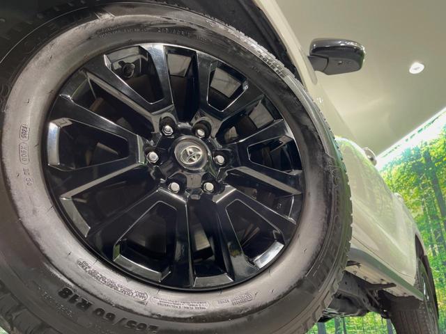 �y�����P�W�C���`�A���~�z�C�[���z�O�ςɃ}�b�`���������A���~�z�C�[���𑕒����Ă���܂��B�e��ЊO�A���~�z�C�[����A�X�^�b�h���X�^�C�����戵�����Ă���܂��B���񂲑��k����������