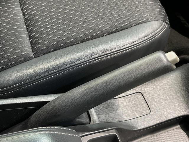 フィットハイブリッド Lパッケージ 純正ナビ バックカメラ 衝突被害軽減ブレーキ 禁煙車 ハーフレザーシート スマートキー LEDヘッド ビルトインETC クルコン オートライト オートエアコン Bluetooth ドラレコ(56枚目)