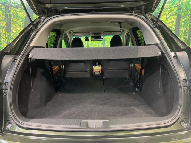 ヴェゼル ハイブリッドＺ　純正ＳＤナビ　バックカメラ　衝突被害軽減システム　禁煙車　ハーフレザーシート　シートヒーター　ドラレコ　スマートキー　ＬＥＤヘッド　ルーフレール　ＥＴＣ　クルコン　オートライト　オートエアコン（10枚目）