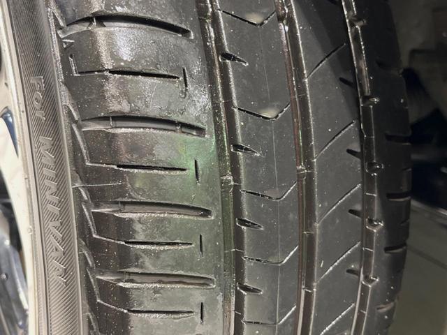 ヴェゼル ハイブリッドＺ　純正ＳＤナビ　バックカメラ　衝突被害軽減システム　禁煙車　ハーフレザーシート　シートヒーター　ドラレコ　スマートキー　ＬＥＤヘッド　ルーフレール　ＥＴＣ　クルコン　オートライト　オートエアコン（60枚目）