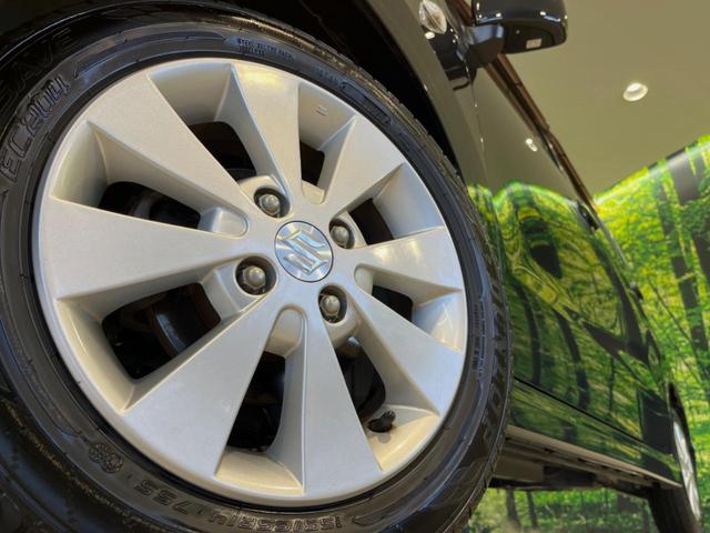 �y�����P�S�C���`�A���~�z�C�[���z�O�ςɃ}�b�`���������A���~�z�C�[���𑕒����Ă���܂��B�e��ЊO�A���~�z�C�[����A�X�^�b�h���X�^�C�����戵�����Ă���܂��B���񂲑��k����������