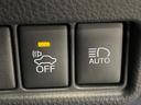 Ｓ　純正９型ナビ　禁煙車　セーフティセンスＰ　バックカメラ　ＥＴＣ２．０　Ｂｌｕｅｔｏｏｔｈ　フルセグ　クリアランスソナー　レーダークルーズ　オートマチックハイビーム　スマートキー　革巻きステアリング（27枚目）