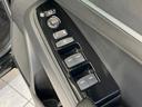ｅ：ＨＥＶ　Ｚ　メーカー９型ナビ　全周囲カメラ　衝突軽減装置　レーダークルーズ　禁煙車　電動リアゲート　ハーフレザーシート　コーナーセンサー　スマートキー　ＬＥＤヘッド　ＥＴＣ２．０　オートハイビーム　オートライト（40枚目）