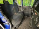 後部座席も気になるようなキズ・汚れやへたり等、大きなダメージはなく、良好な状態です。