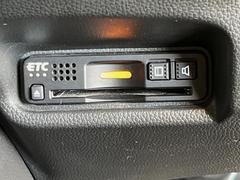 【ＥＴＣ】高速道路の料金所をストレスなく通過！話題のスポットやサービスエリアに多い「スマートIntercooler」利用時は必須のアイテムです。当店でセットアップを実施、ご納車当日からすぐにご利用いただけます！ 7