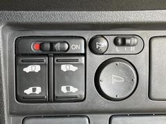 ��ξ¦�ѥ���饤�ɥɥ��ۥ��ޡ��ȥ����䱿ž�ʤΥ����å��Ǹ���ξ¦���饤�ɥɥ��γ��Ĥ���ǽ����ư�������Ϥ�����ƥɥ��򳫤���ɬ�פ�̵���������ʤ����ͤǤ��ñ�˳����Ĥ�Ǥ���Ŭ�Ǥ��� 5