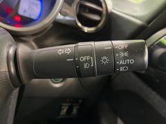 �ڥ����ȥ饤�ȡۼ�������뤵�˱����Ƽ�ư�ǥإåɥ饤�Ȥ��������������Ǥ��뵡ǽ�Ǥ����饤�Ȥ��դ�˺�졦�ä�˺��ʤɤ�̵���ʤꡢ��������ͼ�������Ԥ�¿����ȥ�ͥ��̲���������Ǥ��͢� 6