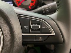 �ڥ����ץƥ��֥��롼������ȥ�����۹�®ƻϩ�Ǥ�Ĺ��Υ���Ԥ��ڤˡ�����ư��®�٤��ݤĥ��롼������ȥ����뤬�����ͷڸ������ƥ��Ϣ�Ȥ��������μ�ξ���Τ��Ƽִ֤��ݤĤ褦��®��Ĵ�ᤷ�Ƥ���ޤ����� 4