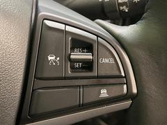 �ڥ����ץƥ��֥��롼������ȥ�����۹�®ƻϩ�Ǥ�Ĺ��Υ���Ԥ��ڤˡ�����ư��®�٤��ݤĥ��롼������ȥ����뤬�����ͷڸ������ƥ��Ϣ�Ȥ��������μ�ξ���Τ��Ƽִ֤��ݤĤ褦��®��Ĵ�ᤷ�Ƥ���ޤ����� 6