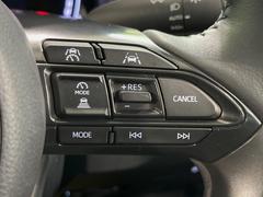 �ڥ졼�������롼������ȥ�����۹�®ƻϩ�Ǥ�Ĺ��Υ���Ԥ��ڤˡ�����ư��®�٤��ݤĥ��롼������ȥ����뤬�����ͷڸ������ƥ��Ϣ�Ȥ��������μ�ξ���Τ��Ƽִ֤��ݤĤ褦��®��Ĵ�ᤷ�Ƥ���ޤ����� 6