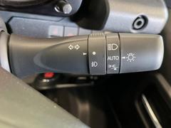 �ڥ����ȥ饤�ȡۼ�������뤵�˱����Ƽ�ư�ǥإåɥ饤�Ȥ��������������Ǥ��뵡ǽ�Ǥ����饤�Ȥ��դ�˺�졦�ä�˺��ʤɤ�̵���ʤꡢ��������ͼ�������Ԥ�¿����ȥ�ͥ��̲���������Ǥ��͢� 7