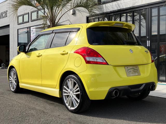 スイフトスポーツ ベースグレード　バンパー塗装中　ローダウン取付　ディスプレイオーディオ取付（3枚目）