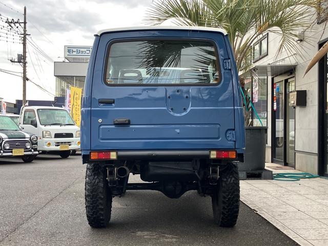 ジムニー ランドベンチャー　全塗装　ＪＡ１１最終５型　リフトアップ　社外足廻り／ウッドステアリング／バンパー（4枚目）