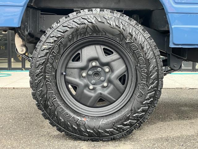 ジムニー ランドベンチャー　全塗装　ＪＡ１１最終５型　リフトアップ　社外足廻り／ウッドステアリング／バンパー（15枚目）