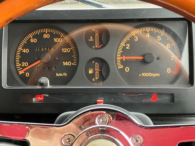 ジムニー ランドベンチャー　全塗装　ＪＡ１１最終５型　リフトアップ　社外足廻り／ウッドステアリング／バンパー（19枚目）