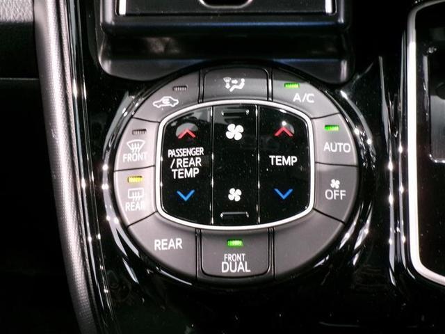 ヴォクシー ＺＳ　フルセグ　メモリーナビ　ＤＶＤ再生　後席モニター　バックカメラ　衝突被害軽減システム　ＥＴＣ　両側電動スライド　ＬＥＤヘッドランプ　乗車定員７人　３列シート　ワンオーナー　記録簿　アイドリングストップ（9枚目）