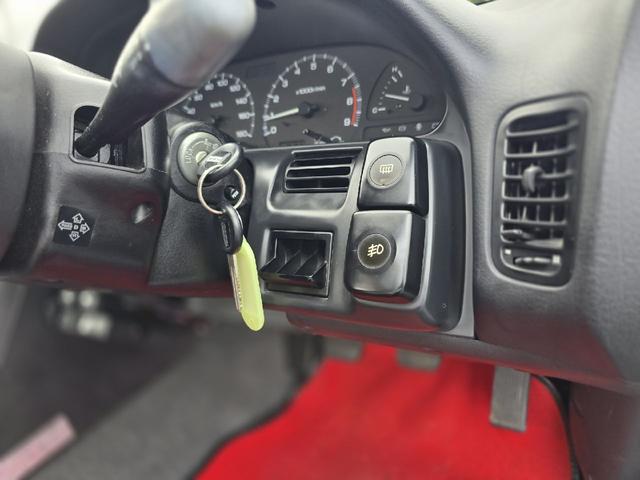 シルビア Ｋ’ｓ　スーパーハイキャスパッケージ　／５速ＭＴ／ＩＭＰＵＬアルミホイール／車高調（18枚目）
