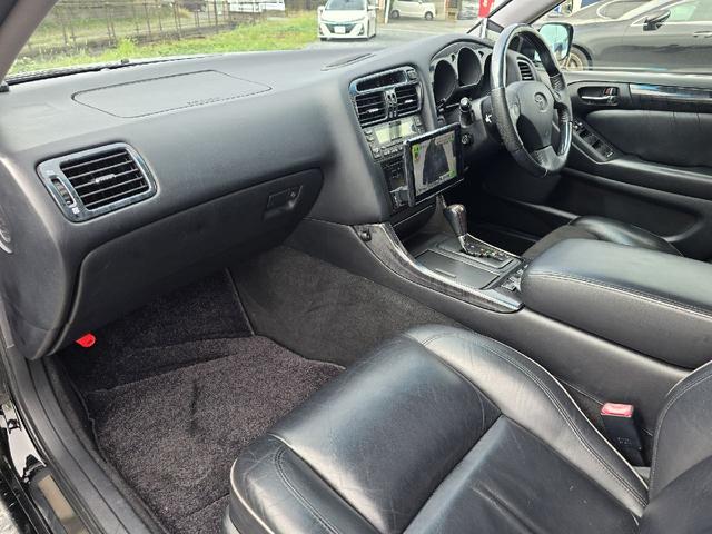 アリスト V300ベルテックスエディション /TOM’Sマフラー/TOM’SECU/TOM’Sバンパー/車高調/BBS19インチアルミホイール/F・Rタワーバー/260kmメーター/Fブレーキ80スープラ流用/運転席RECAROシート(7枚目)