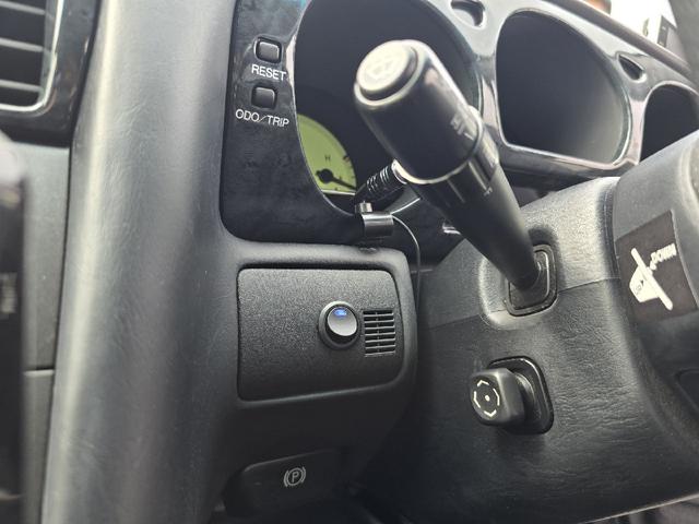 アリスト V300ベルテックスエディション /TOM’Sマフラー/TOM’SECU/TOM’Sバンパー/車高調/BBS19インチアルミホイール/F・Rタワーバー/260kmメーター/Fブレーキ80スープラ流用/運転席RECAROシート(14枚目)