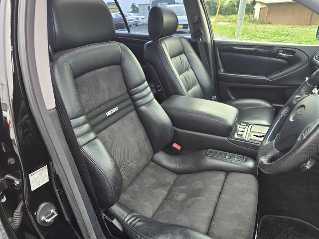 アリスト V300ベルテックスエディション /TOM’Sマフラー/TOM’SECU/TOM’Sバンパー/車高調/BBS19インチアルミホイール/F・Rタワーバー/260kmメーター/Fブレーキ80スープラ流用/運転席RECAROシート(17枚目)