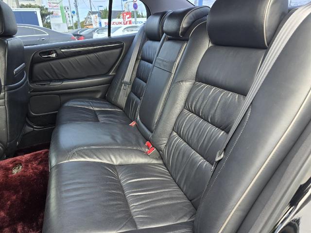 アリスト V300ベルテックスエディション /TOM’Sマフラー/TOM’SECU/TOM’Sバンパー/車高調/BBS19インチアルミホイール/F・Rタワーバー/260kmメーター/Fブレーキ80スープラ流用/運転席RECAROシート(22枚目)