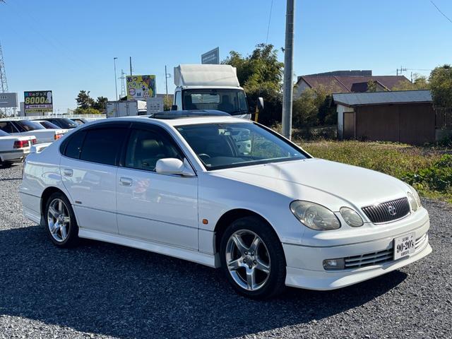 アリスト Ｖ３００ベルテックスエディション　／ノーマル／サンルーフ／黒革シート／社外ナビ（2枚目）