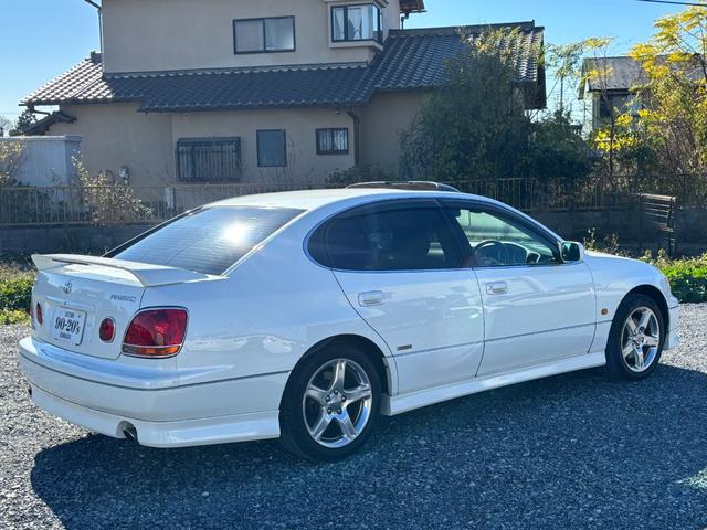 アリスト Ｖ３００ベルテックスエディション　／ノーマル／サンルーフ／黒革シート／社外ナビ（3枚目）