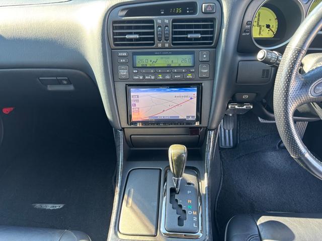 アリスト Ｖ３００ベルテックスエディション　／ノーマル／サンルーフ／黒革シート／社外ナビ（10枚目）