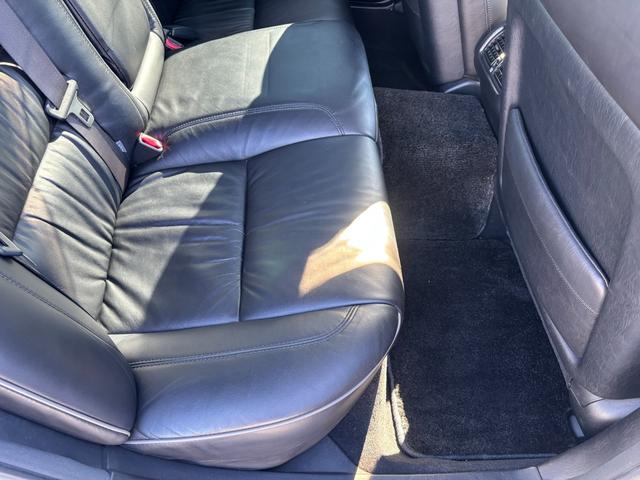 アリスト Ｖ３００ベルテックスエディション　／ノーマル／サンルーフ／黒革シート／社外ナビ（20枚目）