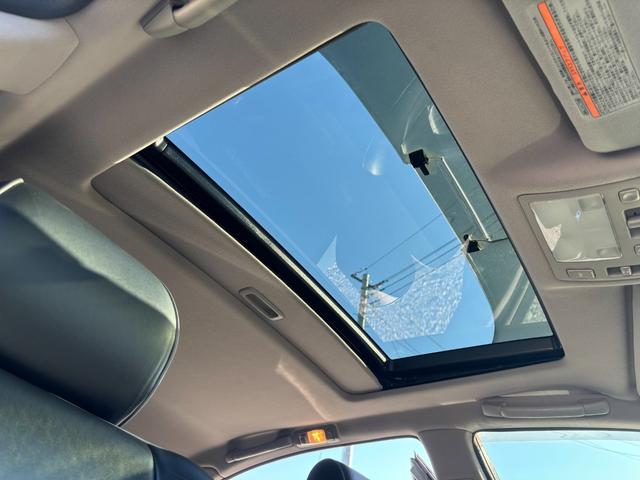 アリスト Ｖ３００ベルテックスエディション　／ノーマル／サンルーフ／黒革シート／社外ナビ（28枚目）