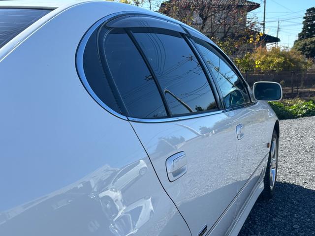 アリスト Ｖ３００ベルテックスエディション　／ノーマル／サンルーフ／黒革シート／社外ナビ（52枚目）