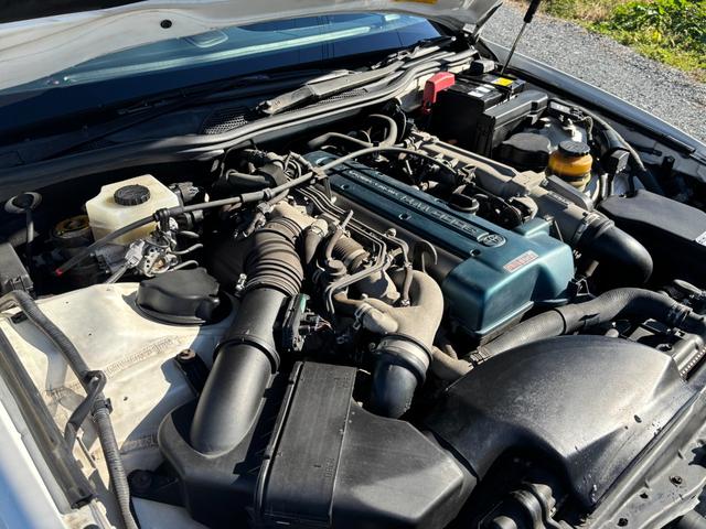 アリスト Ｖ３００ベルテックスエディション　／ノーマル／サンルーフ／黒革シート／社外ナビ（73枚目）