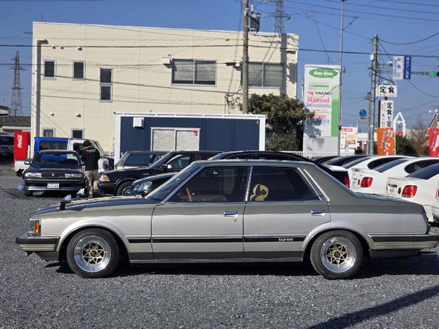 クレスタ スーパールーセントターボ　／型式ＭＸ６１／Ｍ－ＴＥＵｔｕｒｂｏエンジン／純正ツ－トン／ナルディステアリング／スターシャークホイール（35枚目）