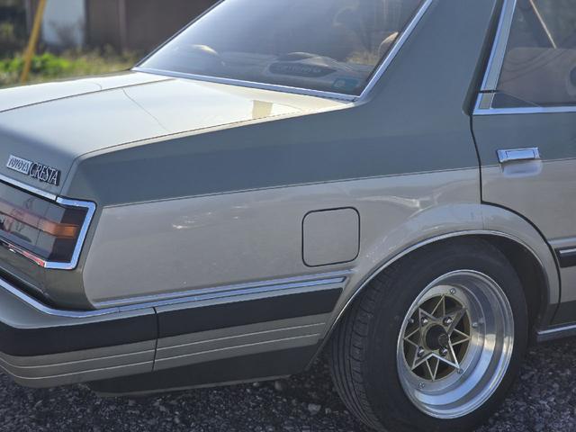 クレスタ スーパールーセントターボ　／型式ＭＸ６１／Ｍ－ＴＥＵｔｕｒｂｏエンジン／純正ツ－トン／ナルディステアリング／スターシャークホイール（45枚目）