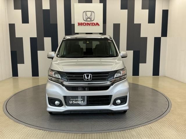 ワンオーナーの方が大事にお乗りいただいているお車です!ご購入方法や自動車保険についても、お気軽にご相談くださいませ。