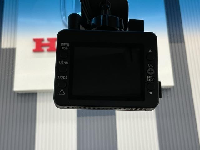 タント Gスペシャル 社外ドラレコ前後 左側電動 社外ナビ 運転席助手席エアバック 盗難警報装置 パワーウィンド アイドルストップ 運転席エアバッグ ナビTV キーフリー エアコン ABS パワステ ワンセグTV(6枚目)