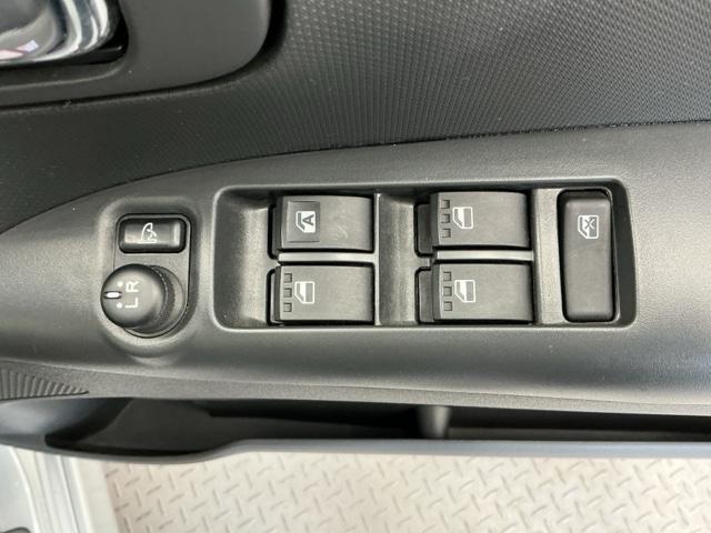 タント Gスペシャル 社外ドラレコ前後 左側電動 社外ナビ 運転席助手席エアバック 盗難警報装置 パワーウィンド アイドルストップ 運転席エアバッグ ナビTV キーフリー エアコン ABS パワステ ワンセグTV(12枚目)