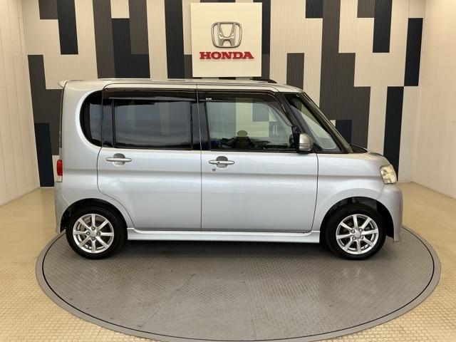 タント Gスペシャル 社外ドラレコ前後 左側電動 社外ナビ 運転席助手席エアバック 盗難警報装置 パワーウィンド アイドルストップ 運転席エアバッグ ナビTV キーフリー エアコン ABS パワステ ワンセグTV(23枚目)