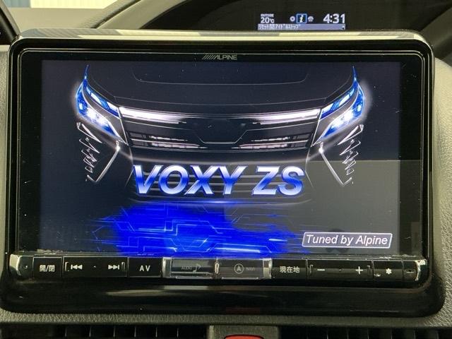 ヴォクシー ＺＳ煌　ワンオーナー　ＬＥＤ　バックカメラ　地上デジタル　ＴＳＳ　両側パワードア　アイドリングストップ車　パワーウィンド　横滑防止　１オーナ　Ａライト　整備記録簿　ＤＶＤ可　盗難防止装置　スマートエントリー（6枚目）